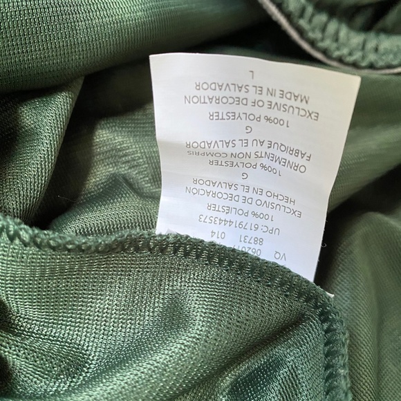 Large green Champion Shorts - Picture 6 of 6